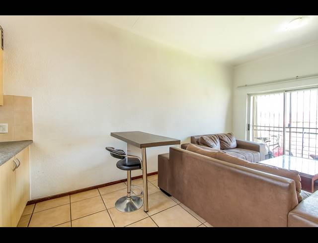 2 BEDROOM APARTMENT FOR SALE IN HONEYDEW